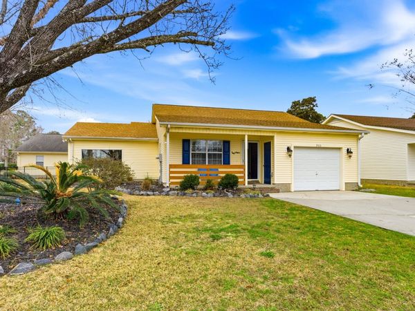 903 Woodberry Pl., Garden City Beach, SC 29576