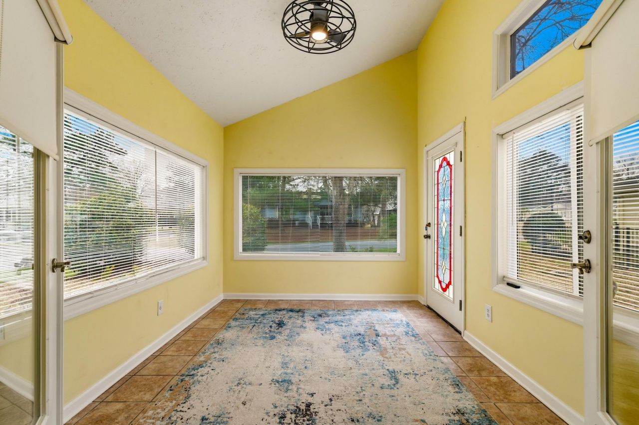 903 Woodberry Pl. Photo 16