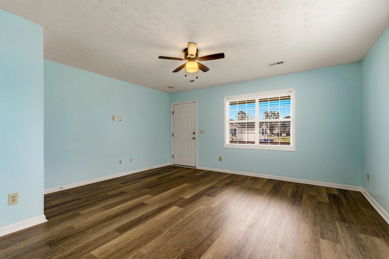 903 Woodberry Pl. Photo 4