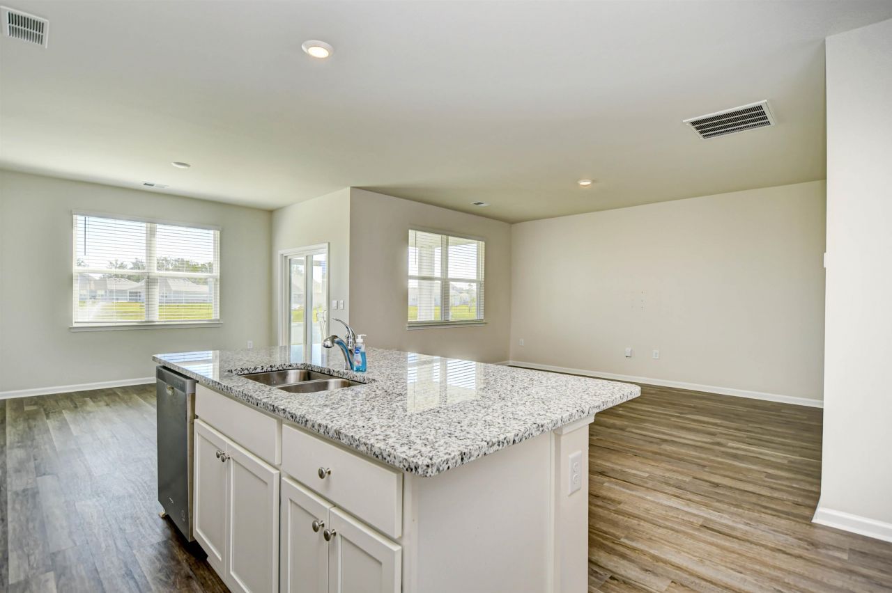 2608 Riverboat Way Photo 14