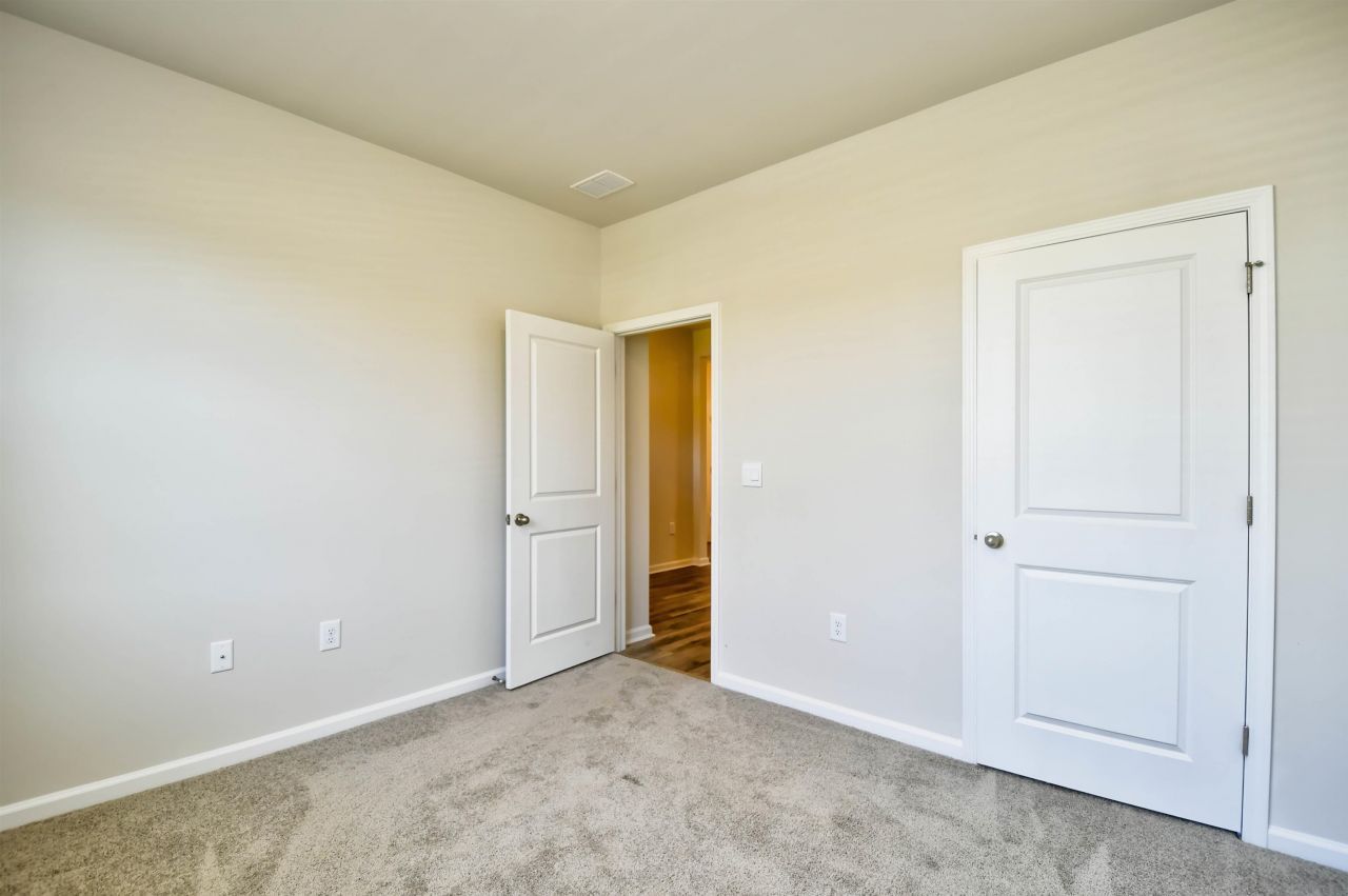 2608 Riverboat Way Photo 20