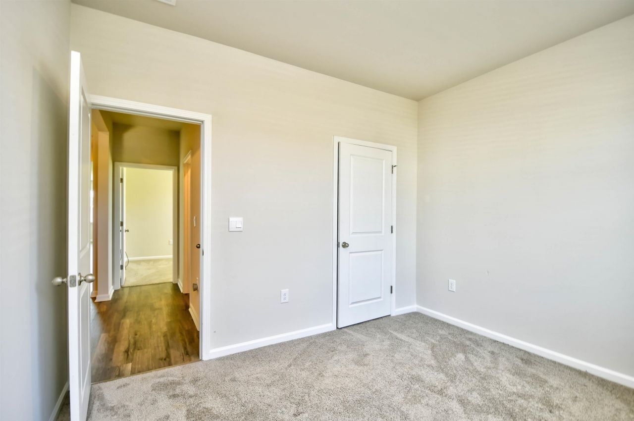 2608 Riverboat Way Photo 21