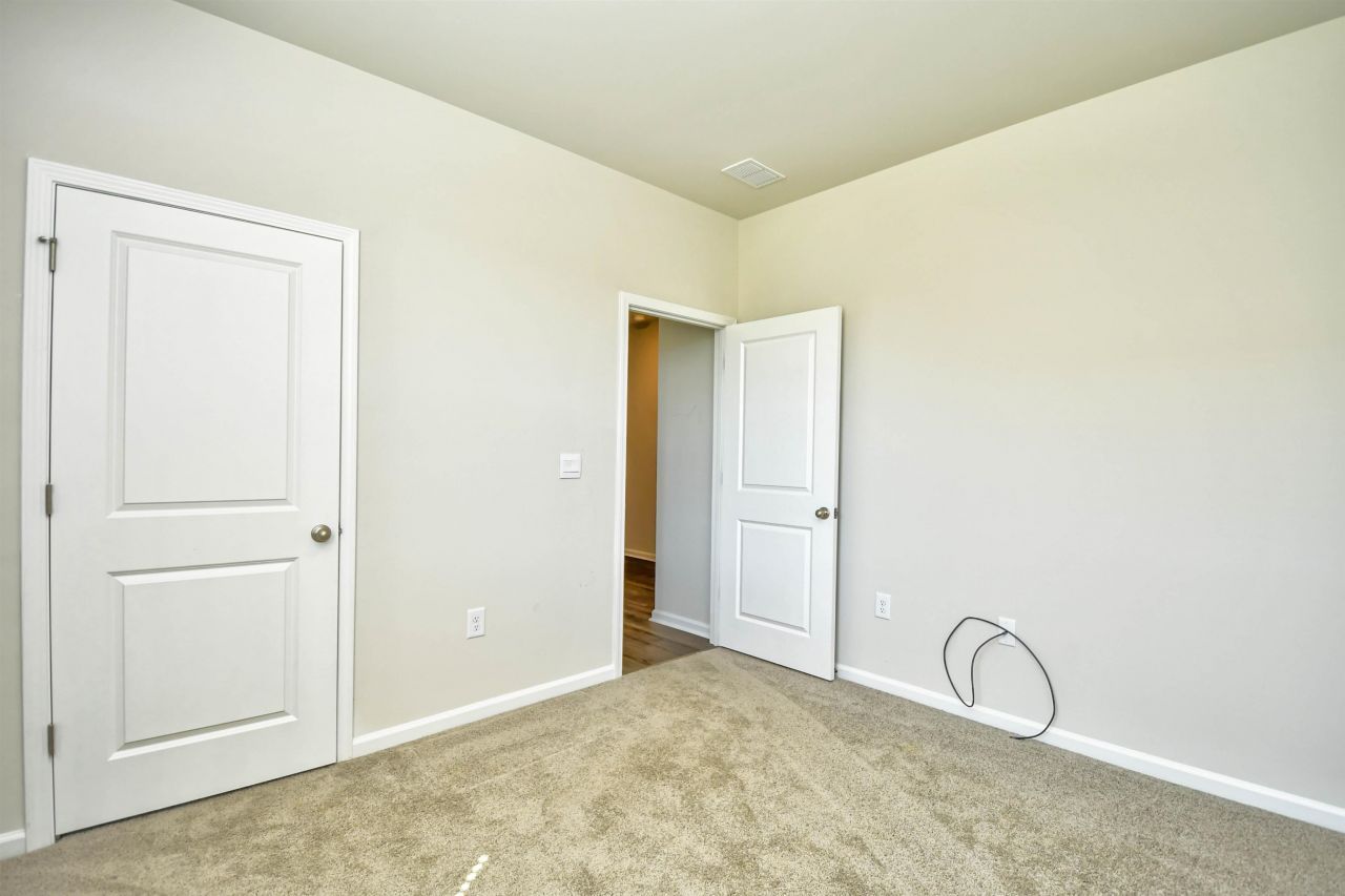 2608 Riverboat Way Photo 23