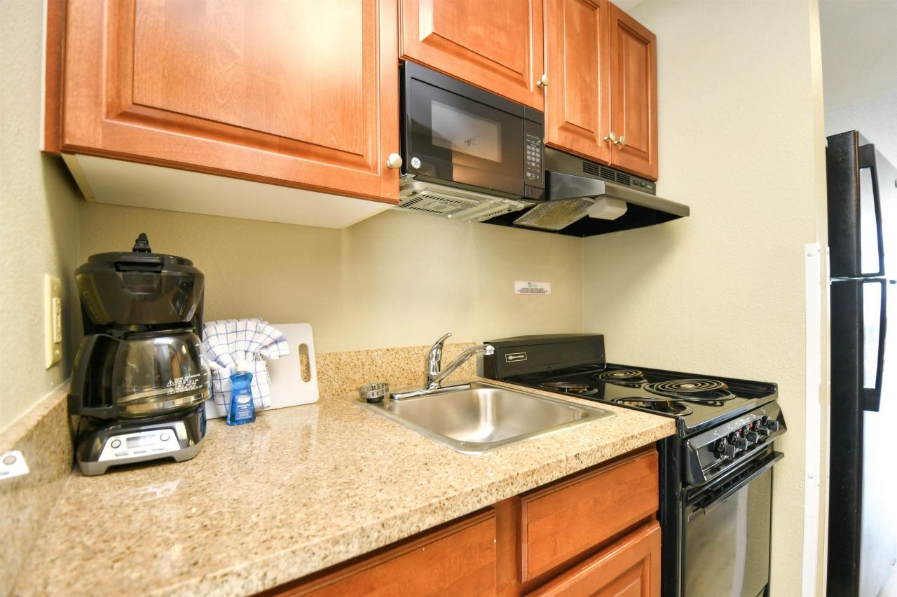 5300 N Ocean Blvd.  Photo 15