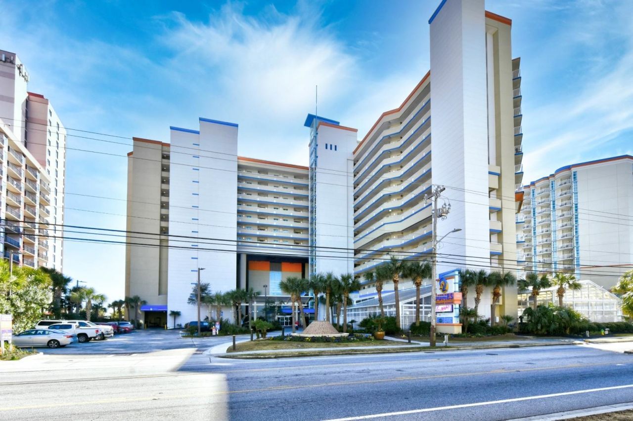 5300 N Ocean Blvd.  Photo 4