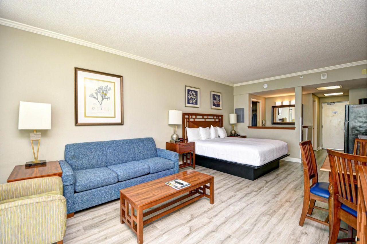 5300 N Ocean Blvd.  Photo 9