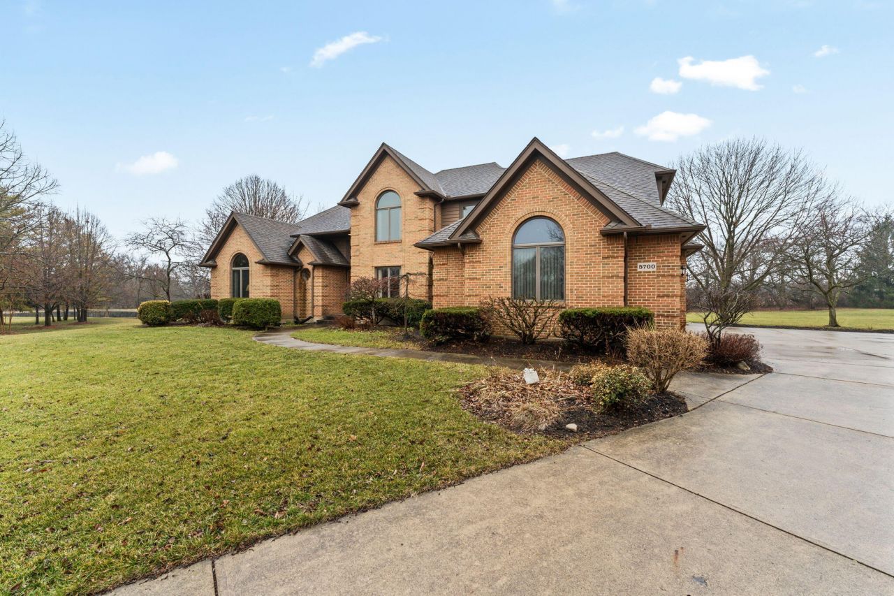 5700 Swan Drive, Clayton, OH 45315 Main Photo
