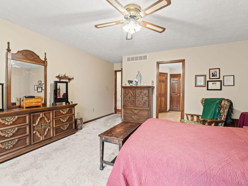 5700 Swan Drive, Clayton, OH 45315 Photo 29