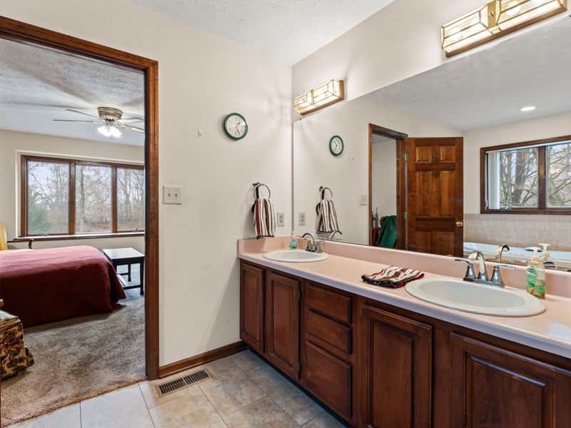 5700 Swan Drive, Clayton, OH 45315 Photo 31