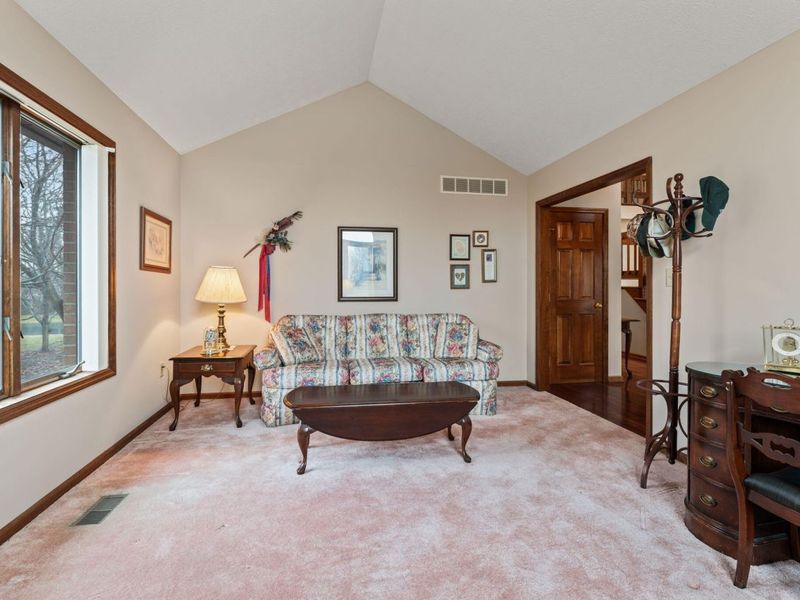 5700 Swan Drive, Clayton, OH 45315 Photo 8