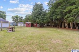 126 E. Manning photo 4