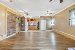 126 E. Manning photo 4