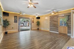 126 E. Manning photo 4