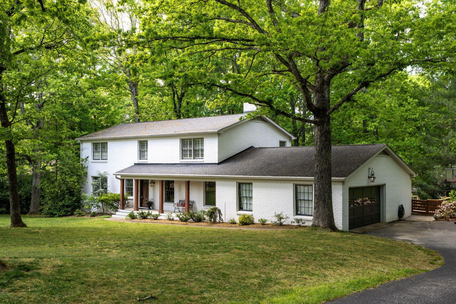 91 Carriage Hill, Signal Mountain, TN 37377 Main Photo