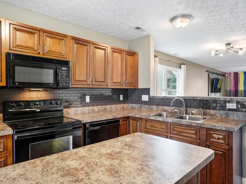 2789 Sparrow Hill Drive, Unit 18, Columbus, OH 43219 Photo 21