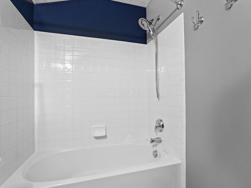 2789 Sparrow Hill Drive, Unit 18, Columbus, OH 43219 Photo 47