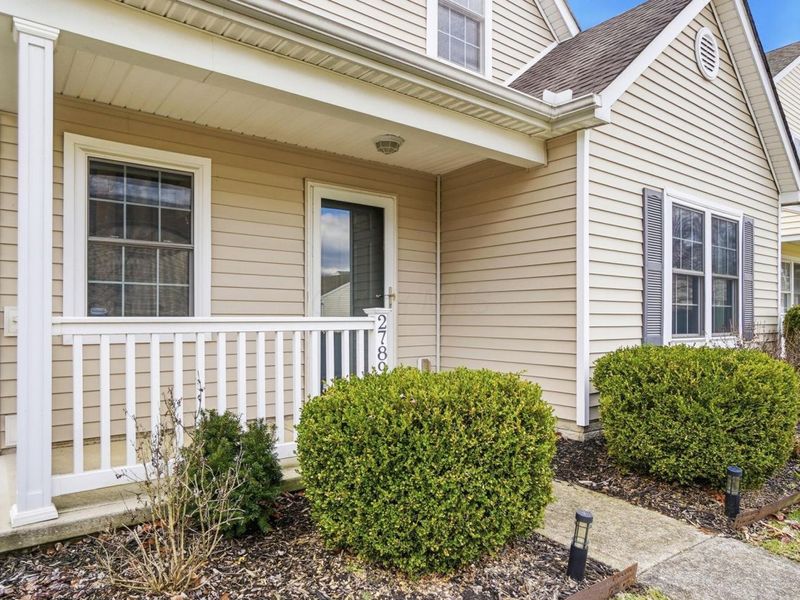 2789 Sparrow Hill Drive, Unit 18, Columbus, OH 43219 Photo 5