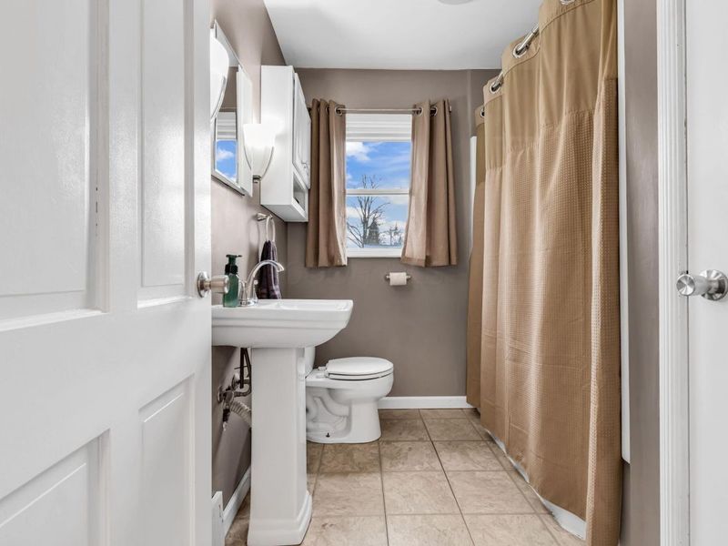 686 Barnard Avenue , Mansfield, OH 44903 Photo 18