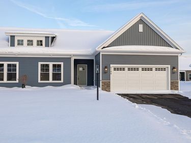 6176 FourMile Creek Circle , Ontario, NY 14519