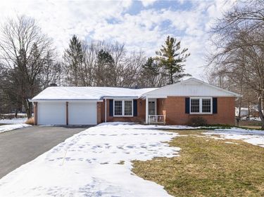 88 Coachman Drive , Penfield, NY 14526