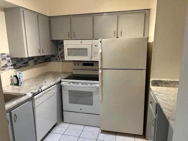 6505 Winfield Boulevard, Unit B-14, Margate, FL 33063 Photo