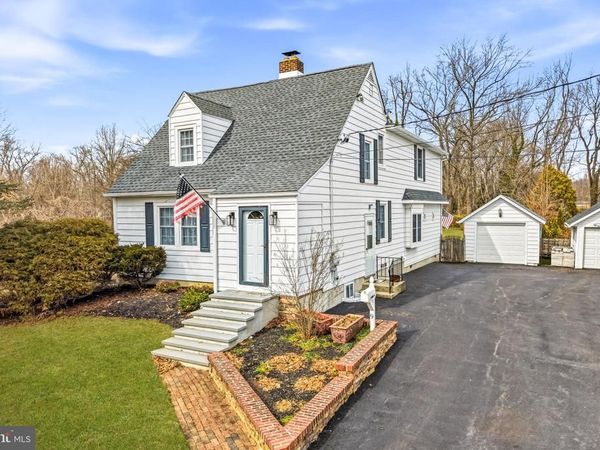 9 HAINES DRIVE, MOORESTOWN, NJ 08057