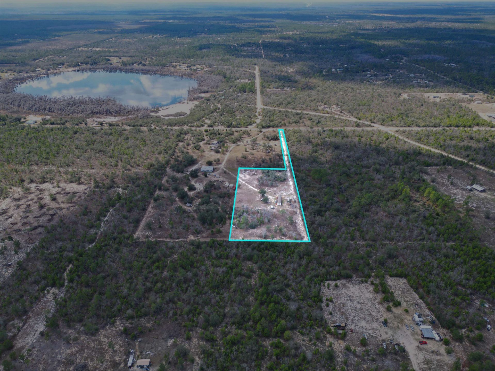 21835 NW Lake Mckenzie Boulevard, Altha, FL 32421 Photo