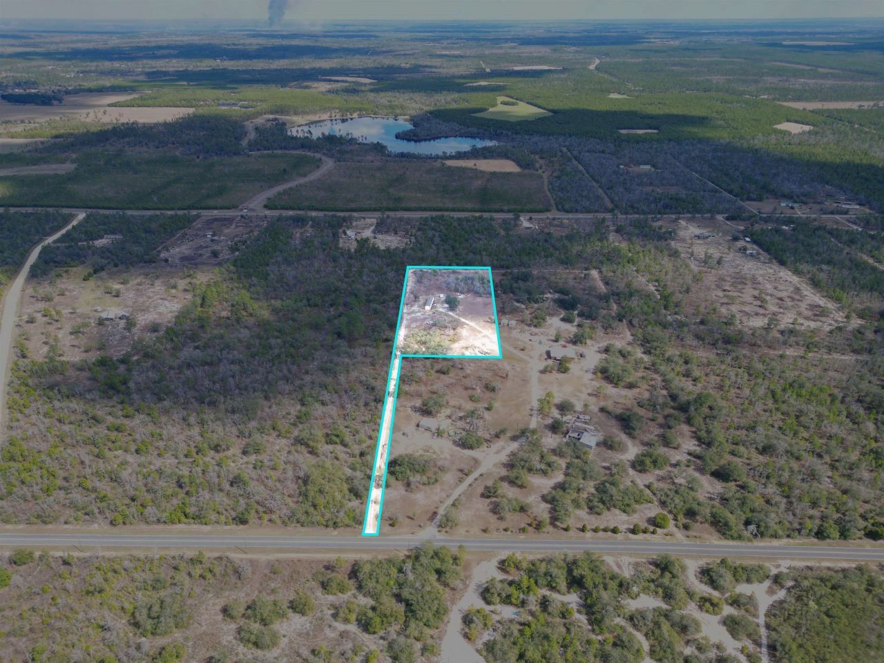 21835 NW Lake Mckenzie Boulevard, Altha, FL 32421 Photo