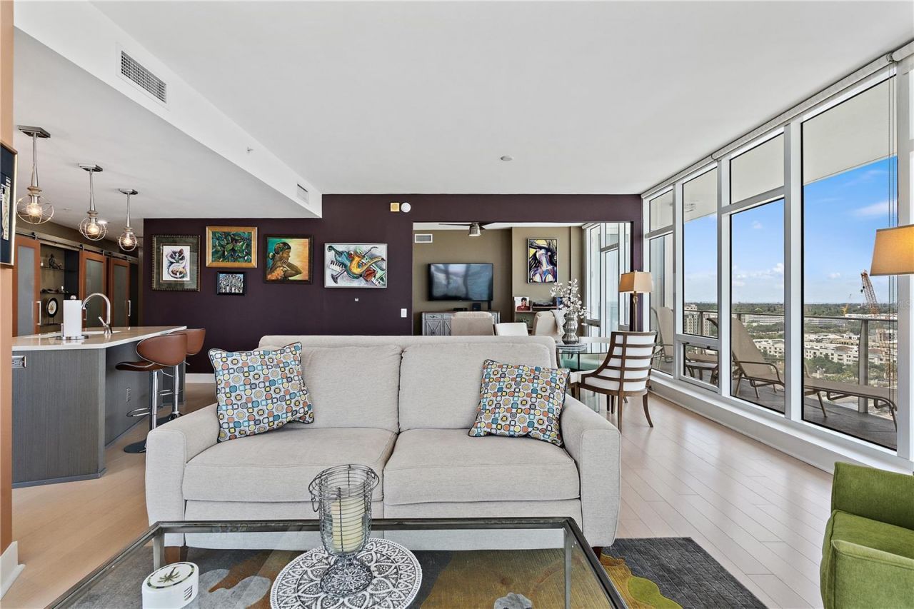 175 1st Street S, Unit 2102, Saint Petersburg, FL 33701 Photo