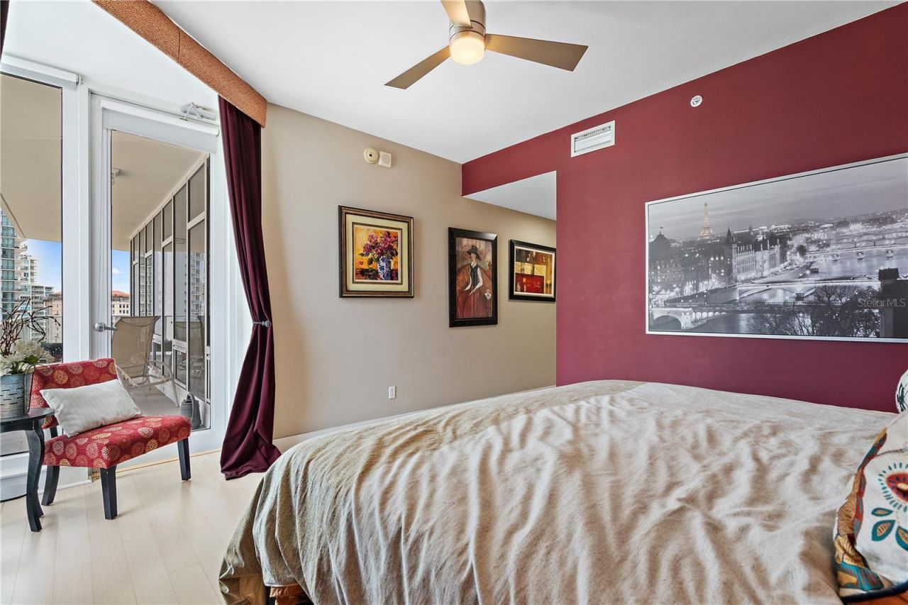 175 1st Street S, Unit 2102, Saint Petersburg, FL 33701 Photo