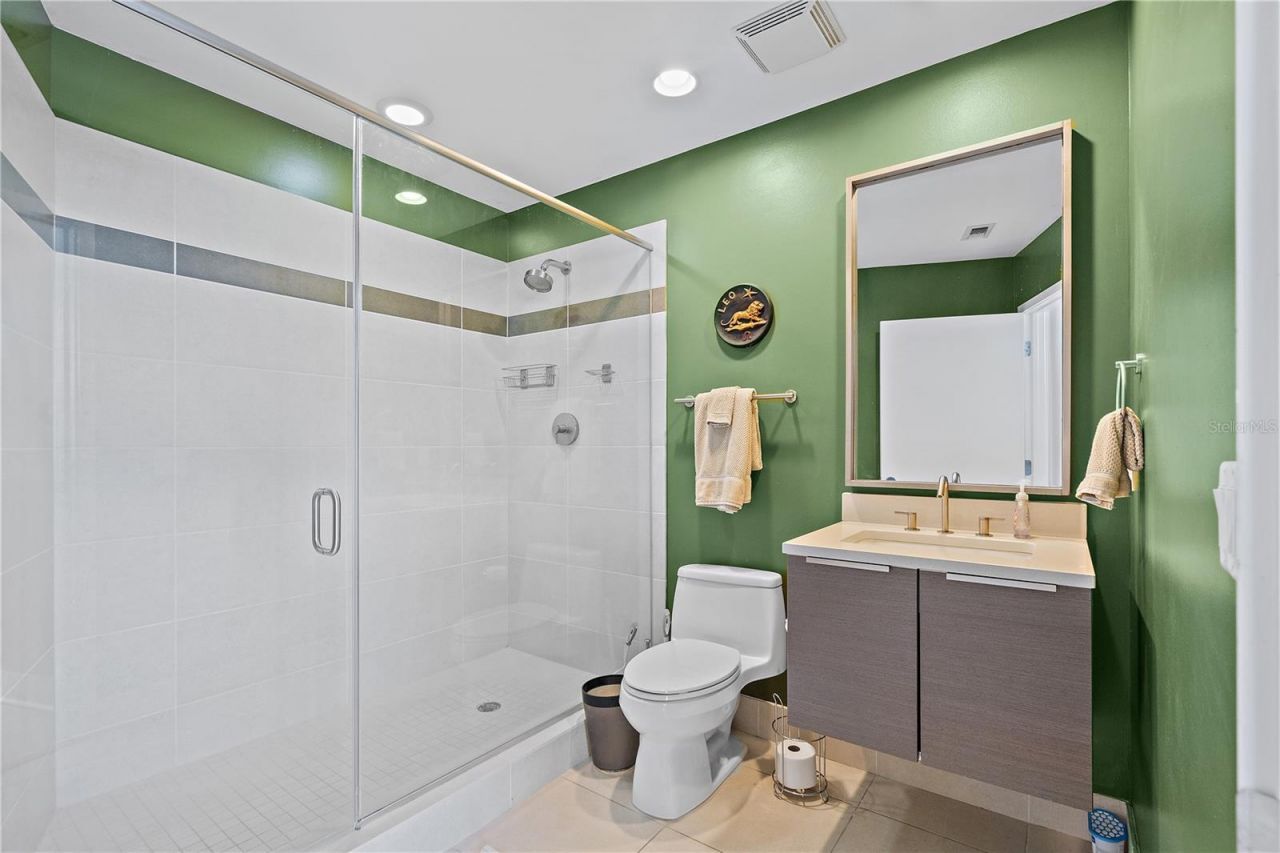 175 1st Street S, Unit 2102, Saint Petersburg, FL 33701 Photo