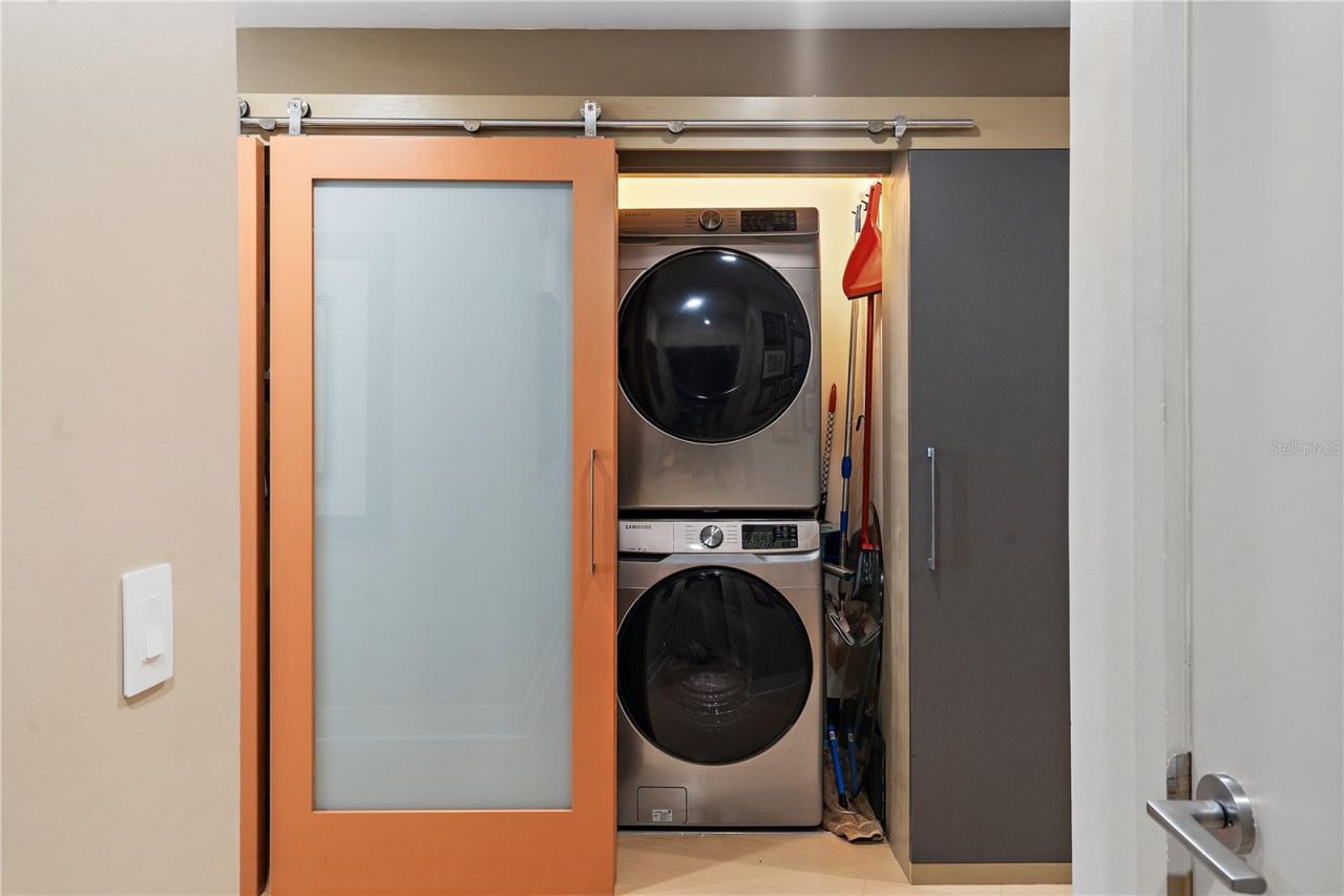 175 1st Street S, Unit 2102, Saint Petersburg, FL 33701 Photo