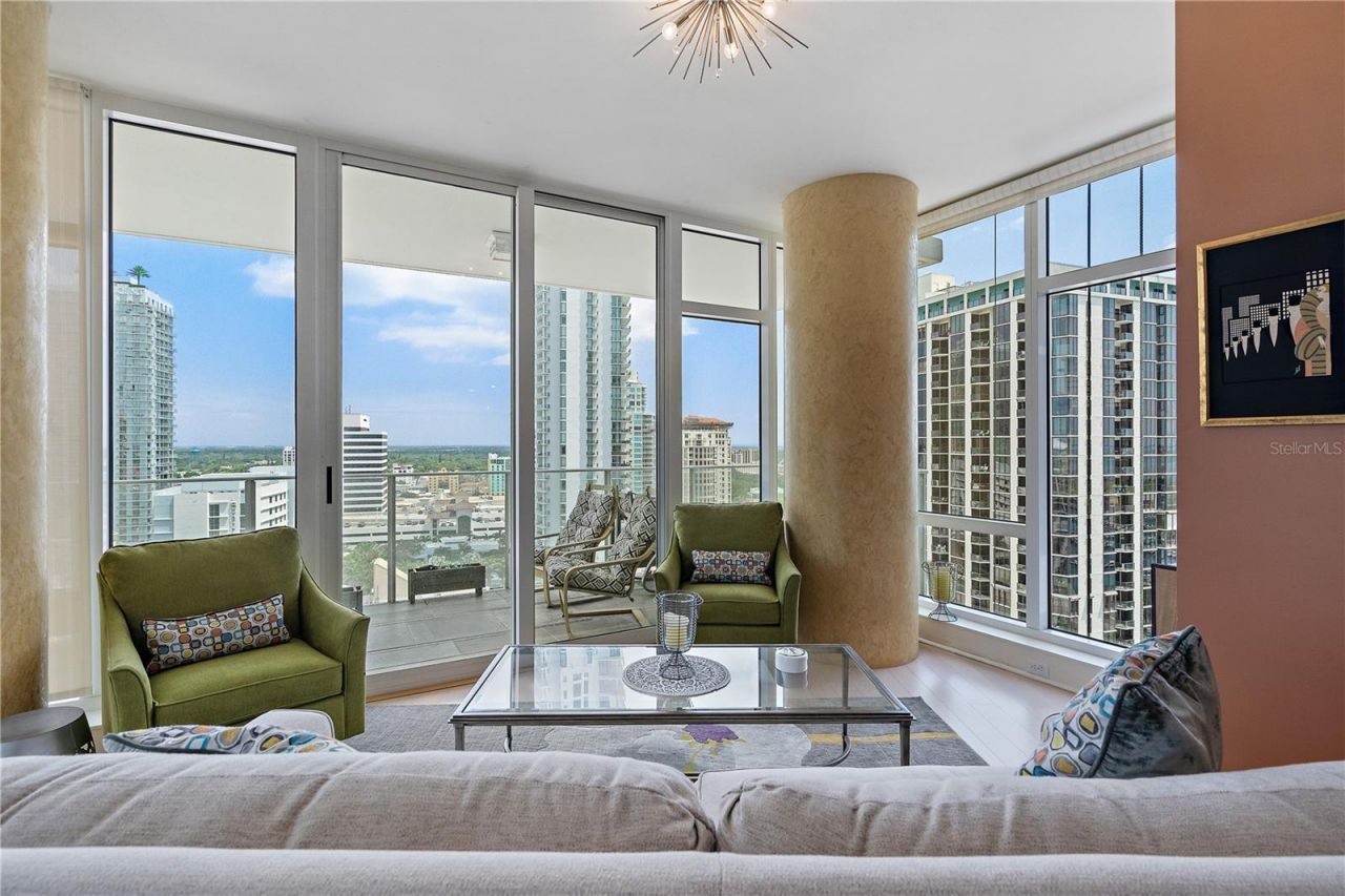 175 1st Street S, Unit 2102, Saint Petersburg, FL 33701 Photo