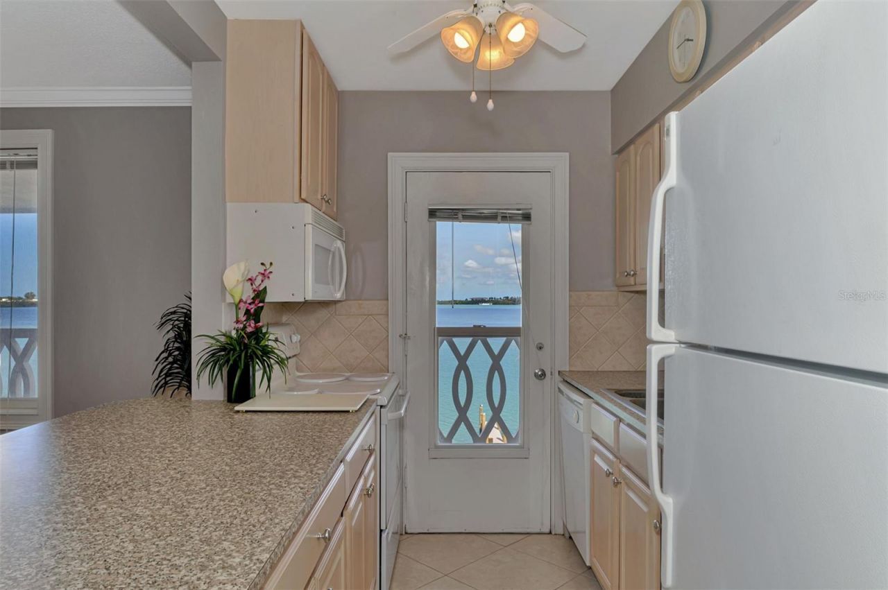 763 John Ringling Boulevard , Unit 34, Sarasota, FL 34236 Photo