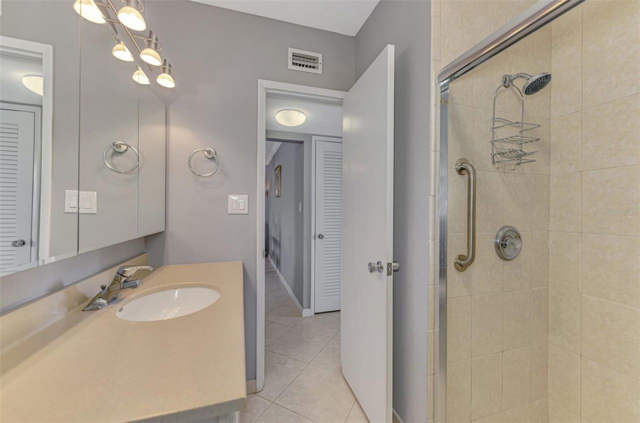 763 John Ringling Boulevard , Unit 34, Sarasota, FL 34236 Photo