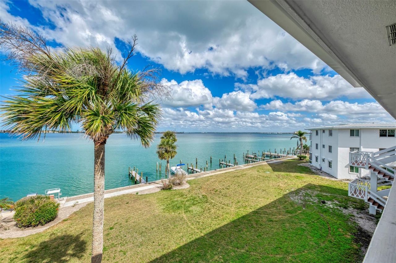 763 John Ringling Boulevard , Unit 34, Sarasota, FL 34236 Photo