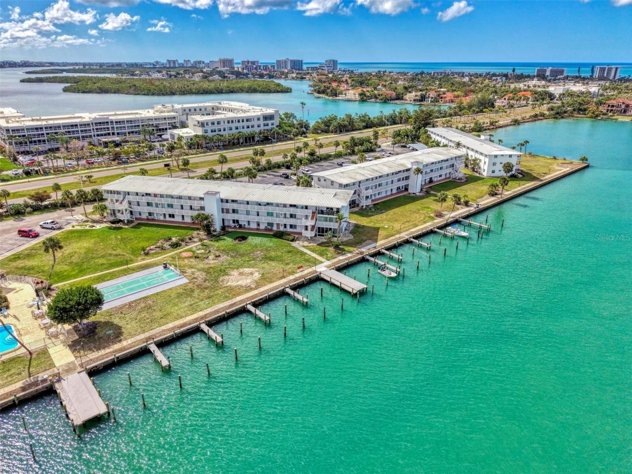 763 John Ringling Boulevard , Unit 34, Sarasota, FL 34236 Photo