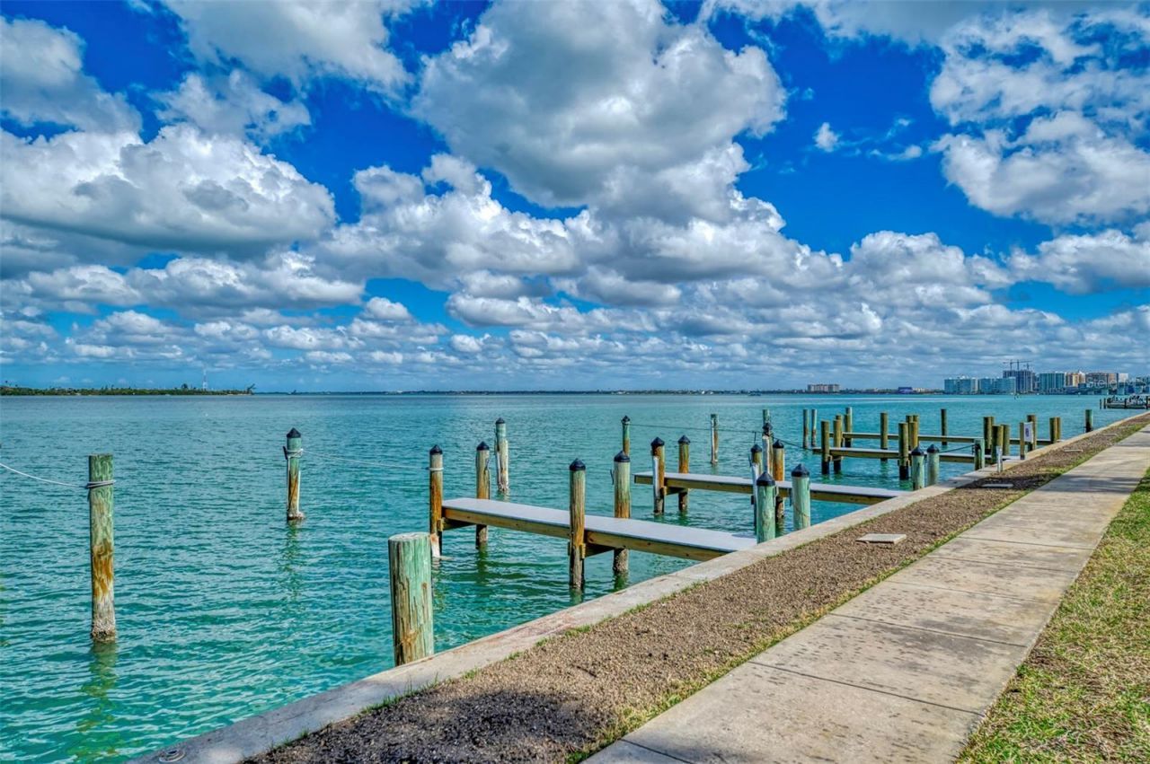 763 John Ringling Boulevard , Unit 34, Sarasota, FL 34236 Photo