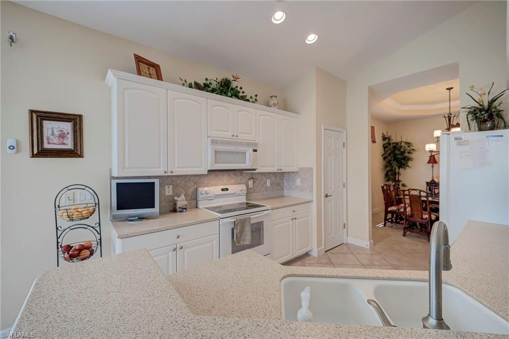 16237 Coco Hammock Way, Unit 202, Fort Myers, FL 33908 Photo