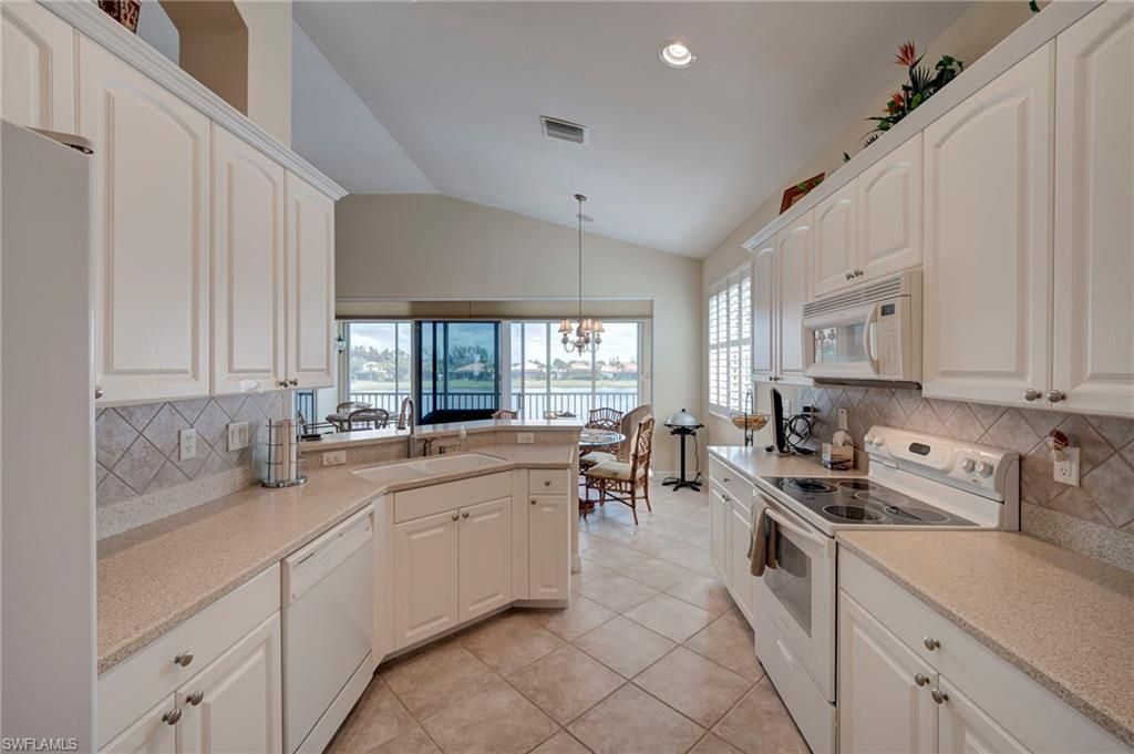 16237 Coco Hammock Way, Unit 202, Fort Myers, FL 33908 Photo