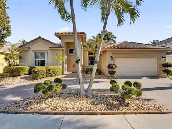 2458 Greenbrier Ct , Weston, FL 33327