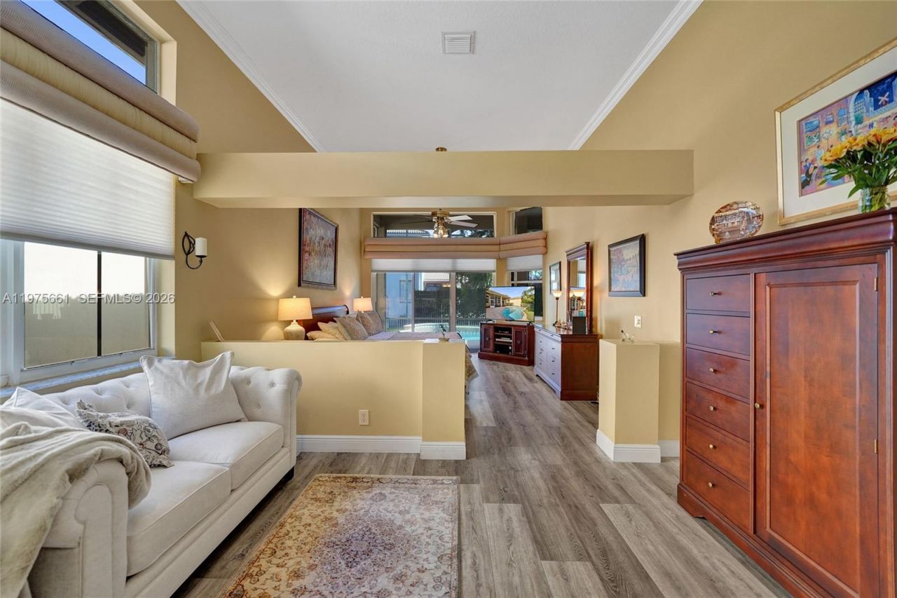 2458 Greenbrier Ct , Weston, FL 33327 Photo