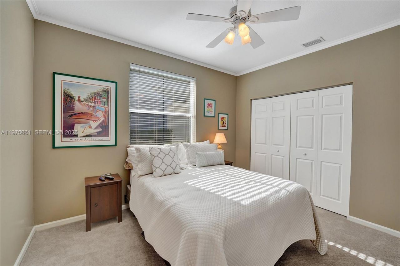 2458 Greenbrier Ct , Weston, FL 33327 Photo