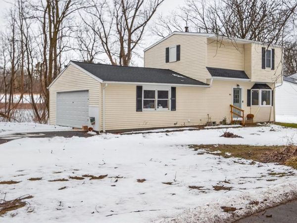 64 Clifton Street , Manchester, NY 14504