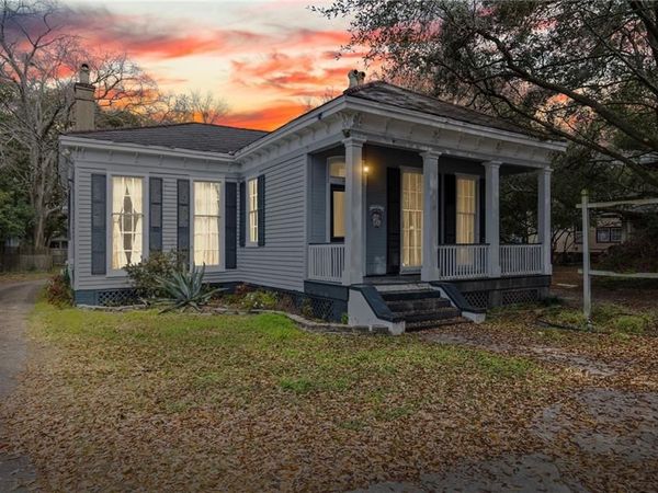 1006 Dauphin Street, Mobile, AL 36604