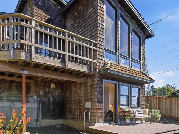 8440 8440 Terrace Dr, El Cerrito, CA 94530