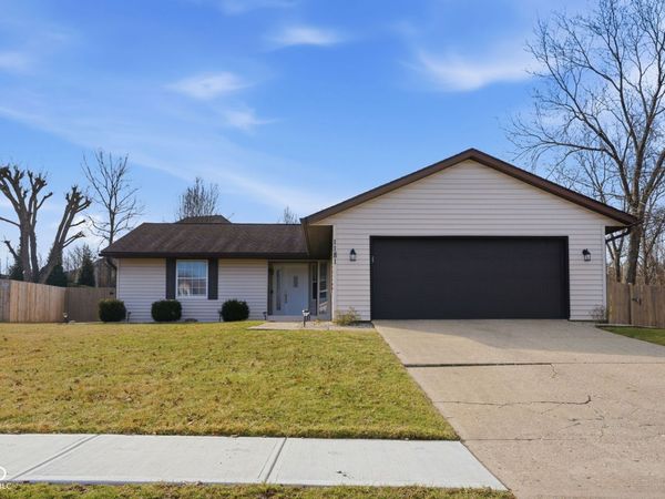 1181 Pilgrim Road, Greenwood, IN 46142