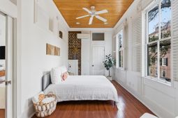 33 Pitt Street photo 4