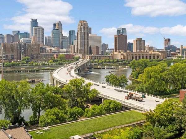 100 2nd Street SE, Unit 1004, Minneapolis, MN 55414