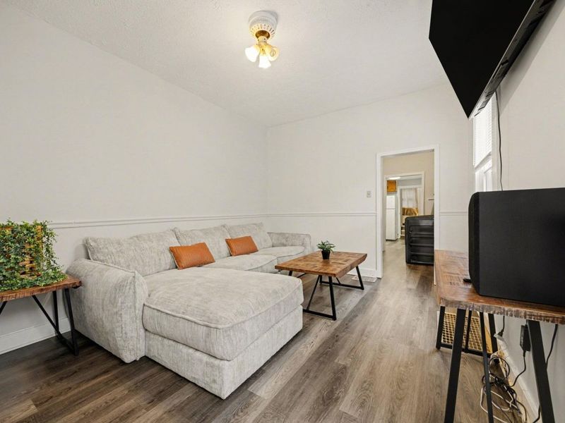 2439 Warren Street, Covington, KY 41014 Photo 3